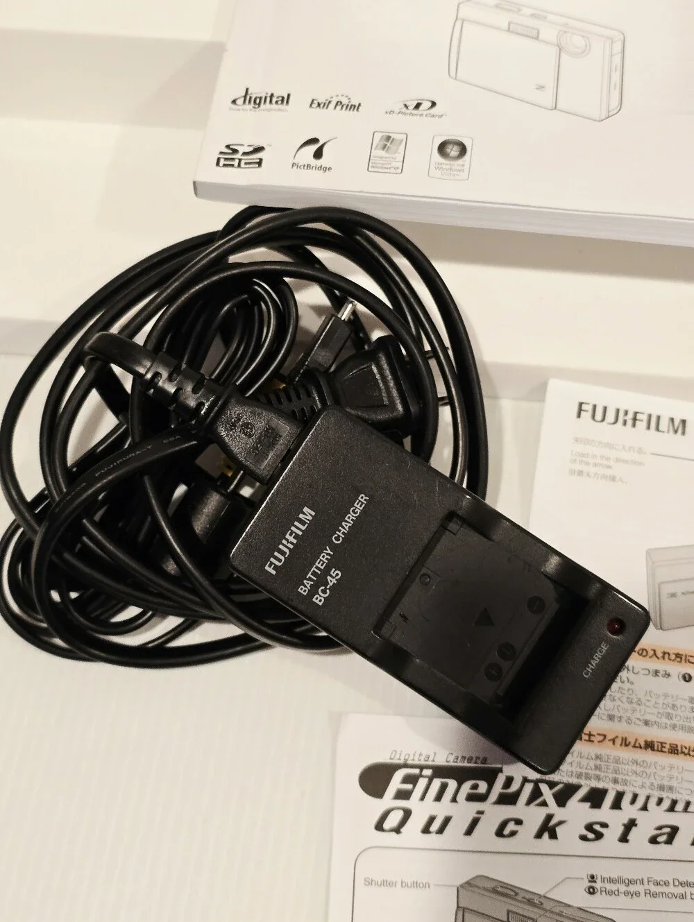 Fujifilm FinePix Z100fd Digital Camera Replacement charger cables and booklets